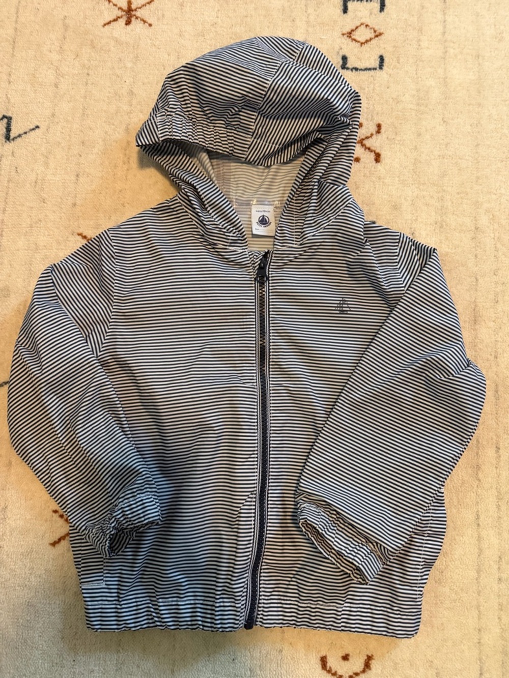 Petit Bateau white and blue striped Windbreaker size 4T